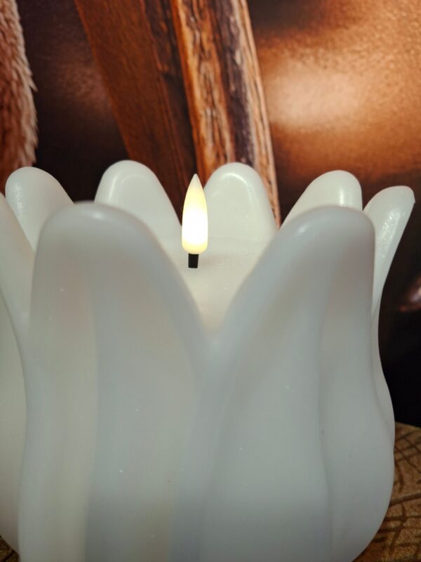Tulpen ledkaars wit - Afbeelding 2